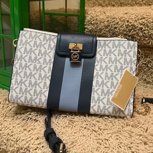 Michael Kors Ruby Small Double Zip Crossbody | White w/ Navy Accent